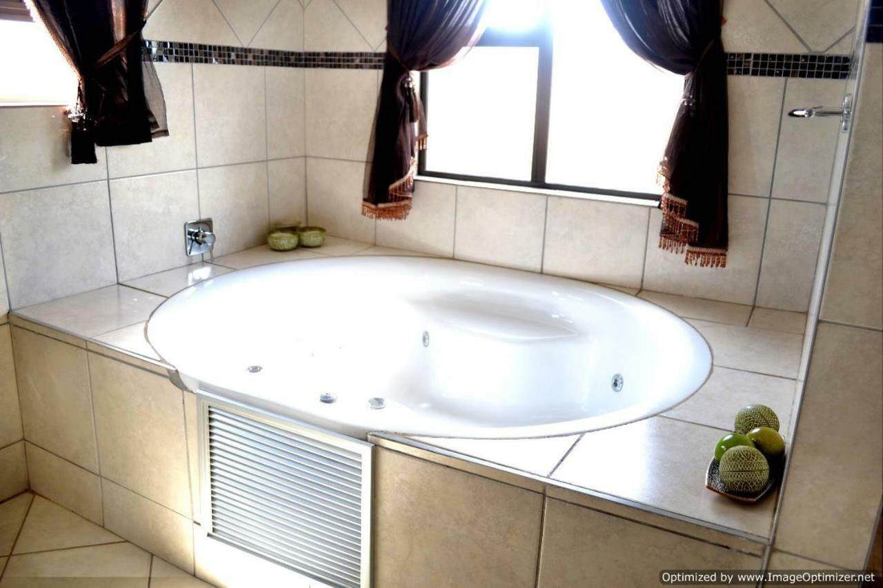 ליידנבורח Amani Boutique Hotel & Conference Centre מראה חיצוני תמונה
